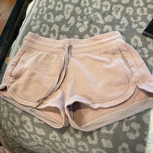 lululemon comfy shorts